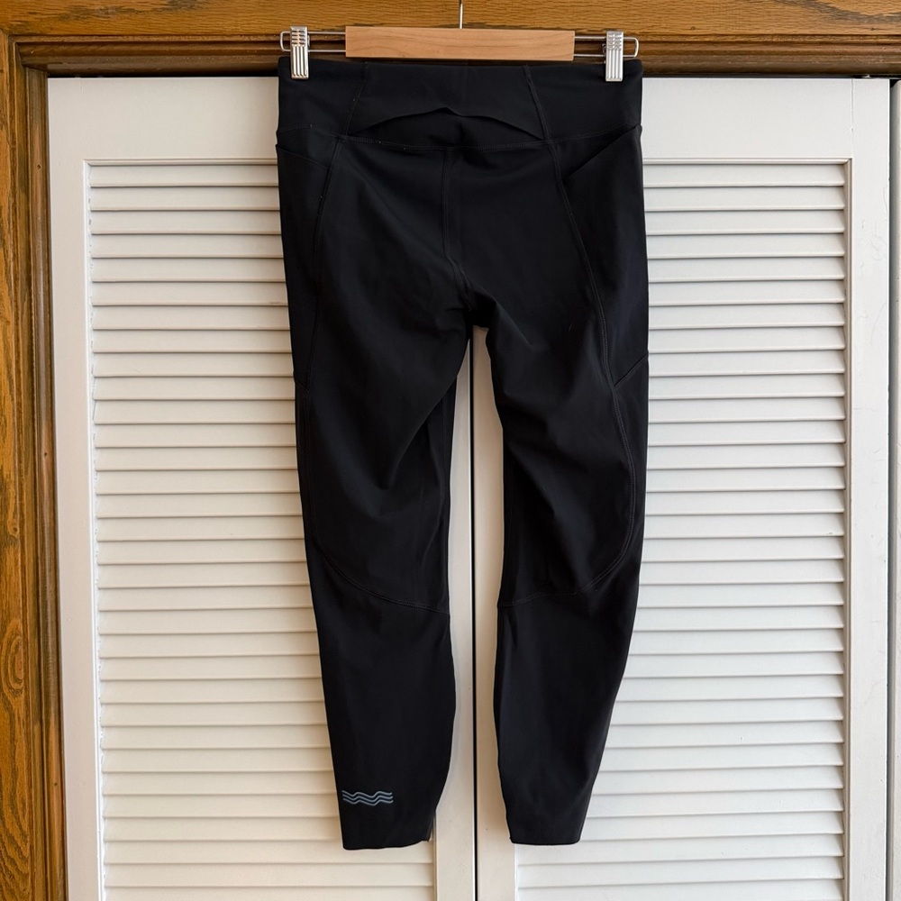 Janji Women’s Black Cropped Running Tights size Medium - Picture 3 of 6